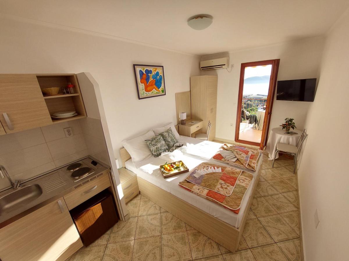 Apartmani Dalex Budva Exteriör bild