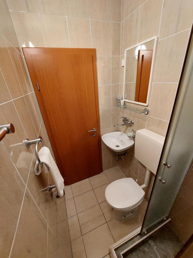 Apartmani Dalex Budva Exteriör bild