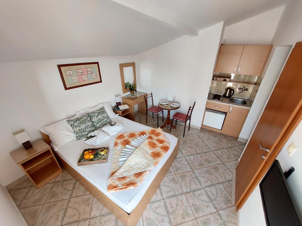 Apartmani Dalex Budva Exteriör bild
