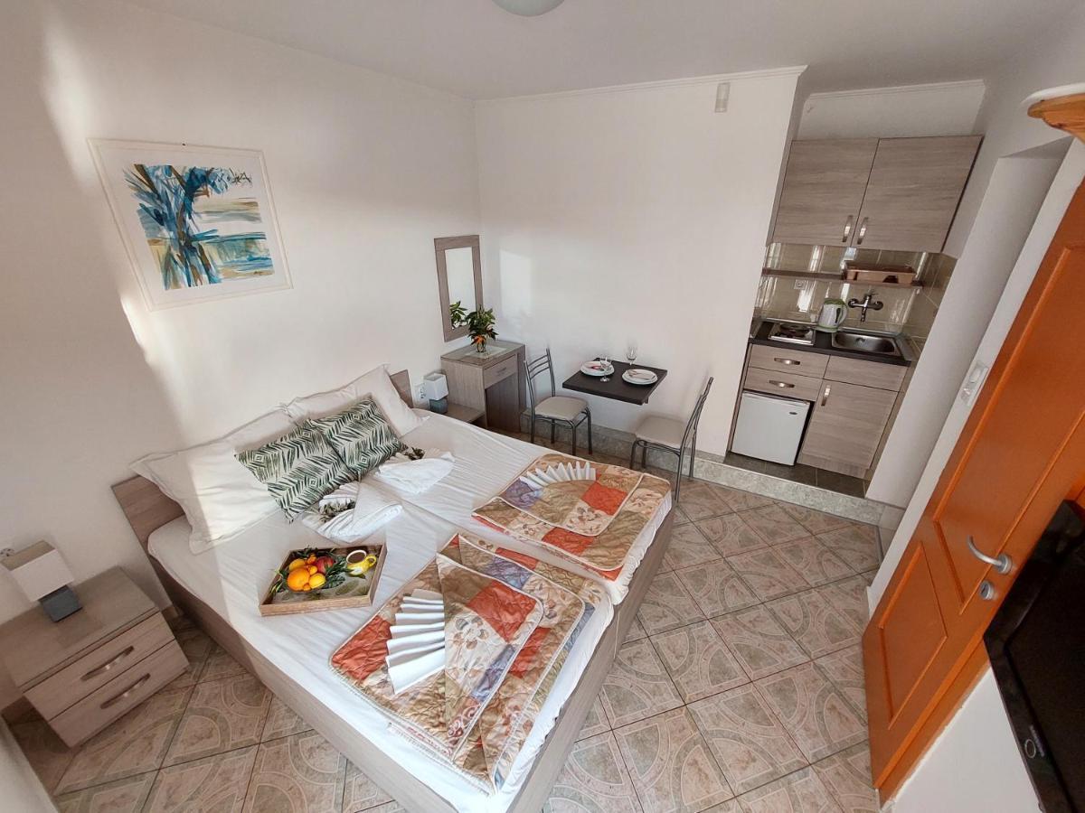 Apartmani Dalex Budva Exteriör bild