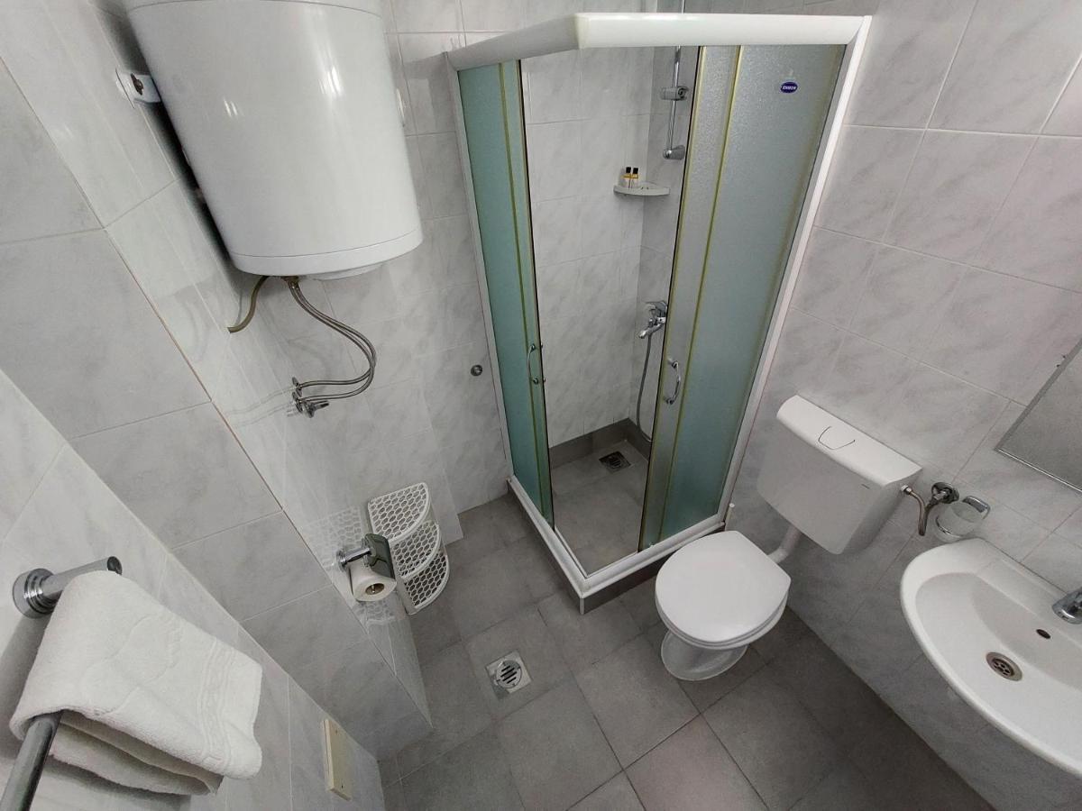 Apartmani Dalex Budva Exteriör bild